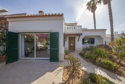 A14 - Cozy Torraltinha Apartment