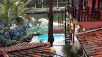 Pousada Casa do Rio Hostel - piscina