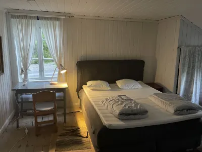 Charming 19th Century Timber Frame House in High Coast Area Hotels in 