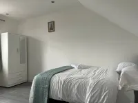 Remarkable 1-Bed Studio Apartment in Redbridge Hotel a Buckhurst Hill