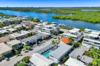 Waves on Desoto Rental Unit with Pool
