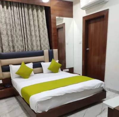 Hotel Ayaansh