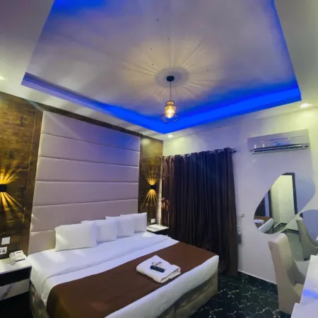 Presken Hotel @Oniru