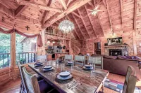 Steele Away 3 Bedroom Cabin by RedAwning