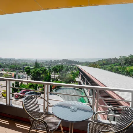 Breezehill Khao Kho Hotel