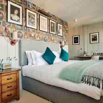 Hare and Hounds Newbury Rooms