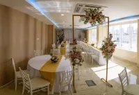 Diamond Star Hotel