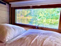 Romantic Cabin Right on the Lake with Fire Place Các khách sạn ở Hedemora