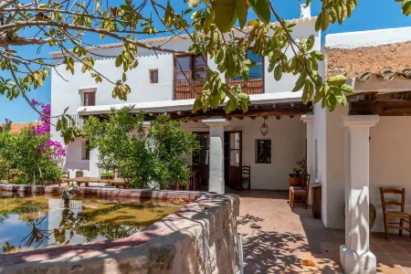 Agroturismo Can Pere Sord Отели в г. Сан-Хуан-Баутиста