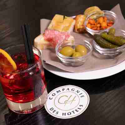 CDH Hotel Modena Dining/Meeting Rooms