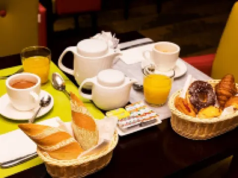 ニューデイホテル アルジェのホテル