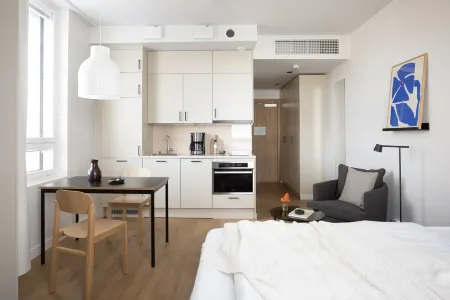 Noli Malmi Отели рядом с достопримечательностью «Lindbergin puutarha»