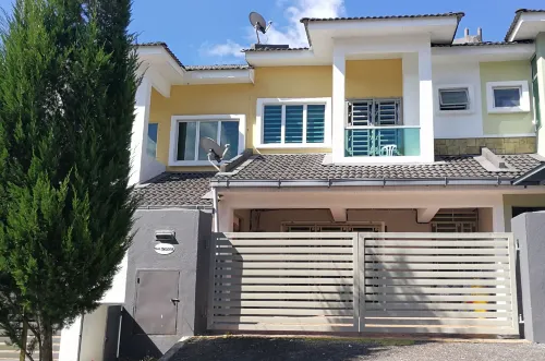 The Woodz Homestay - 2 Storey House Hotels in Brinchang