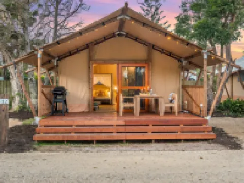 Ballina Beach Nature Resort Hotels near TAFE NSW - Ballina