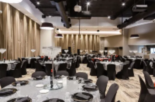 Mantra Gladstone Hotels in Barney Point