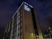 First Hotel the Studio