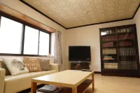 Private House for Rabbit Island Hotels in Takehara
