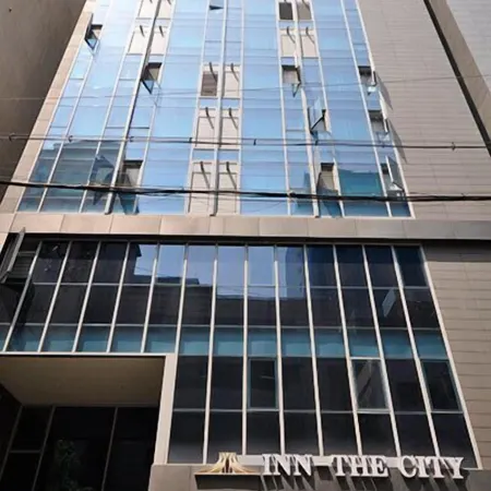 Inn the City Business Hotel Отели рядом с достопримечательностью «Ресторан Sushi Koji»