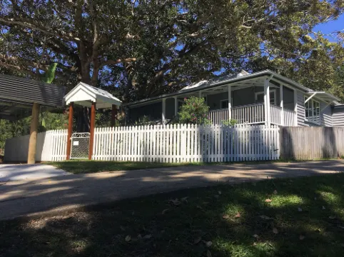 英格爾賽德馬場酒店