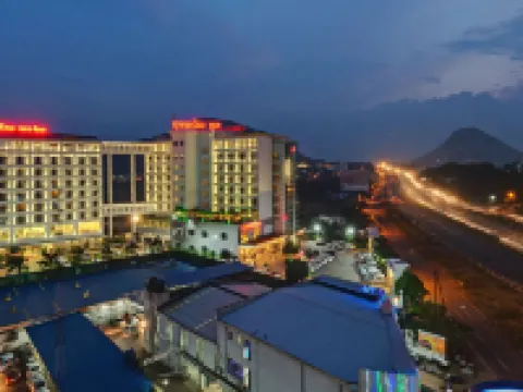 Express Inn the Business Luxury Hotel Hotels in Nashik