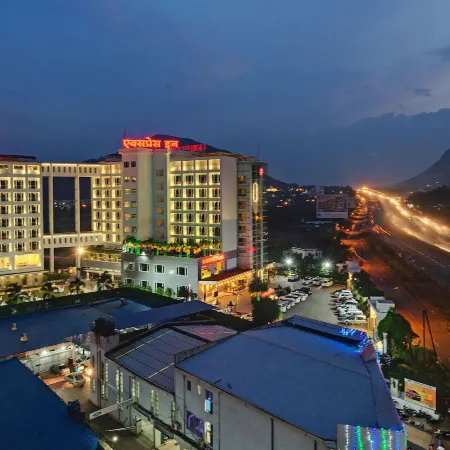 Express Inn the Business Luxury Hotel