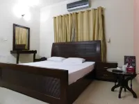 Butt Lodges 2 Hotels in 