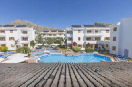 アパートホテル フローラ