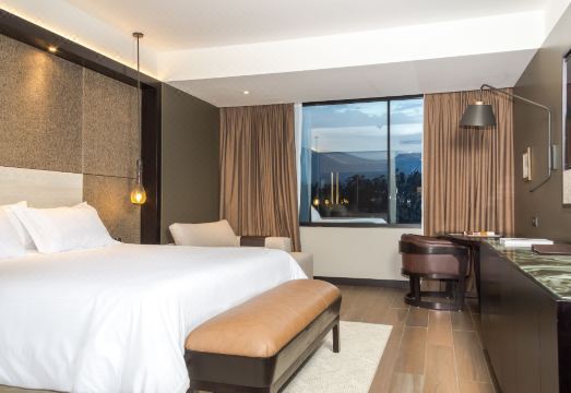 3. EB 에어포트 ..