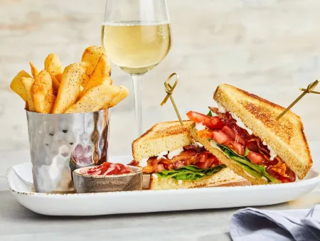 Courtyard Cleveland Willoughby Отели в г. Уиллоуик