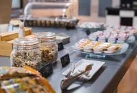 호텔 아파르타멘토스 돈 카를로스 페드레냐 호텔