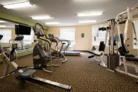 Super 8 by Wyndham Sherwood Park/Edmonton Area - Gym