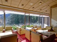 Hotel Seikoen Hotels near Shinkyo Bridge