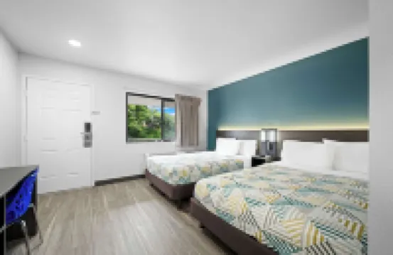 موتل 6 مونتيرين، كاليفورنيا