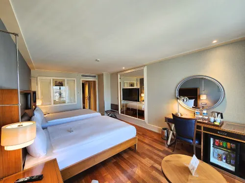 Titanic City Taksim Hotels in Istanbul