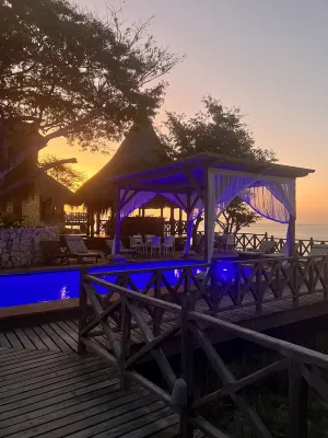 Moyeni Lodge Hotels in 