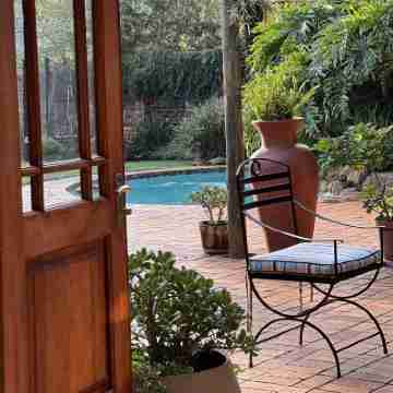 Map's View Guesthouse Hotel Exterior