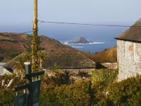 Bosavern House