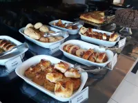 Cristal Palace Inn - breakfast