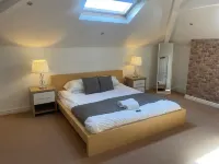 Beach House - Penthouse 3 Bed Apartment Hotels in Сауспорт