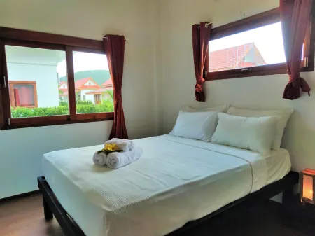 Armonia Village Resort and Spa Отели рядом с достопримечательностью «Та Вуа Лаен Бич»