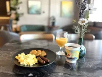 Maine Evergreen Hotel, Ascend Hotel Collection - breakfast