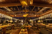 12 Months Resort & Spa Hotels in Tsagkarada