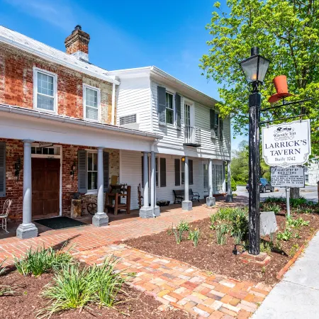 Wayside Inn