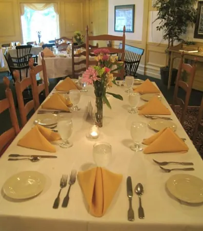 The 1896 House Country Inn - Brookside & Pondside