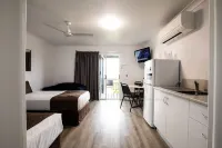 โฮเต็ล เซทเทลอร์ส