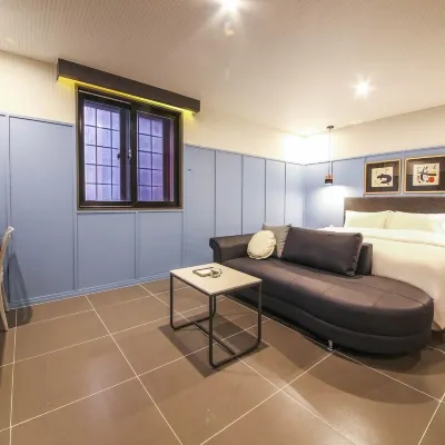 Brown-Dot Hotel Gupo Hotels near Gupo Station