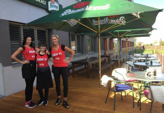 호텔 아레나 코무토브