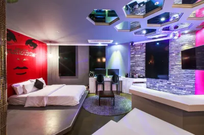 Plein Hotel Hotel di Anyang