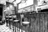 The Island Lodge - bar