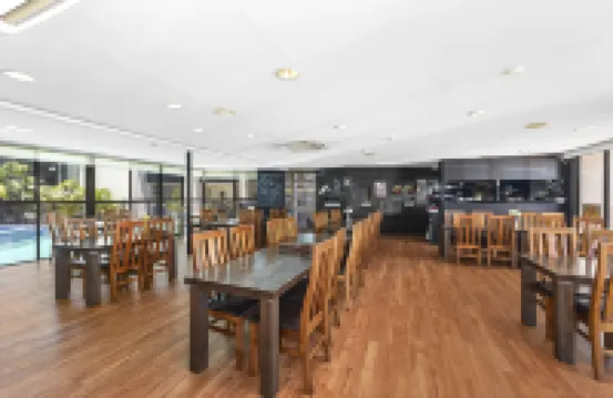 Palm Court Motor Inn